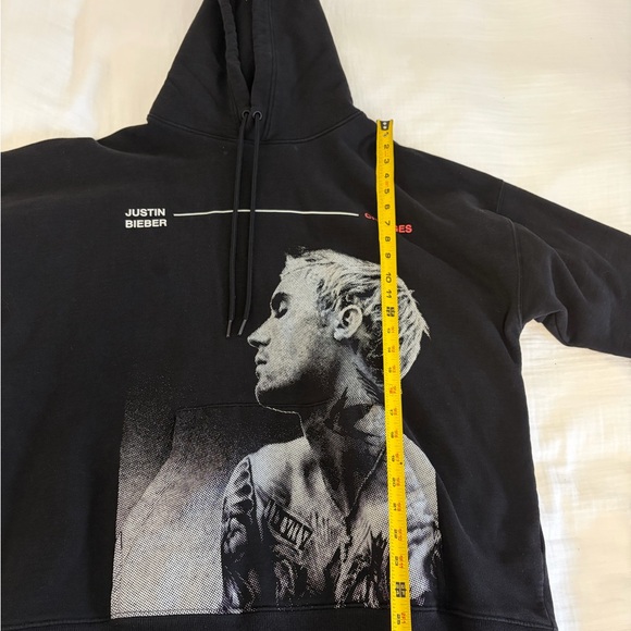 Justin Bieber Graphic Hoodie - Picture 4 of 5